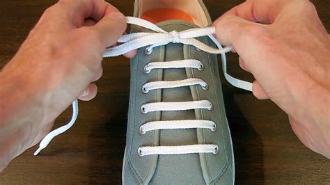 how to put lace in sneakers